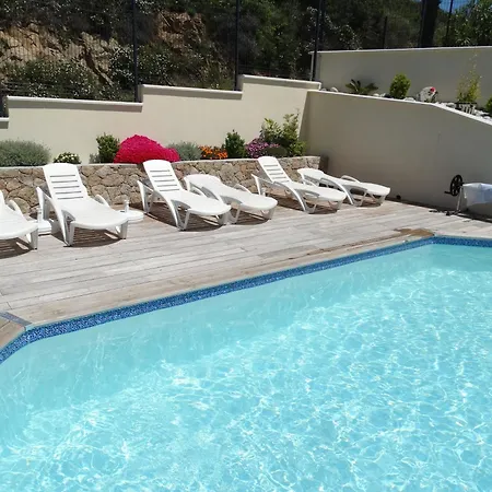 Sassone, Piscine, Jacuzzi Et Vue Panoramique Sur Ajaccio * Alata