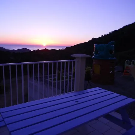Semesterbostad Sassone, Piscine, Jacuzzi Et Vue Panoramique Sur Ajaccio *