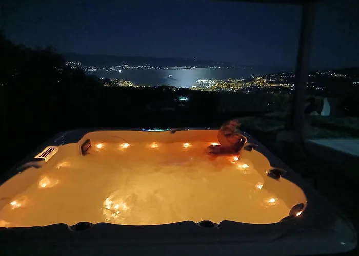 Σπίτι διακοπών Sassone, Piscine, Jacuzzi Et Vue Panoramique Sur Ajaccio