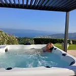 Sassone, Piscine, Jacuzzi Et Vue Panoramique Sur Ajaccio * Alata