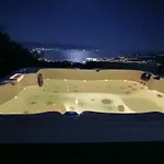 Ferienhaus Sassone, Piscine, Jacuzzi Et Vue Panoramique Sur Ajaccio