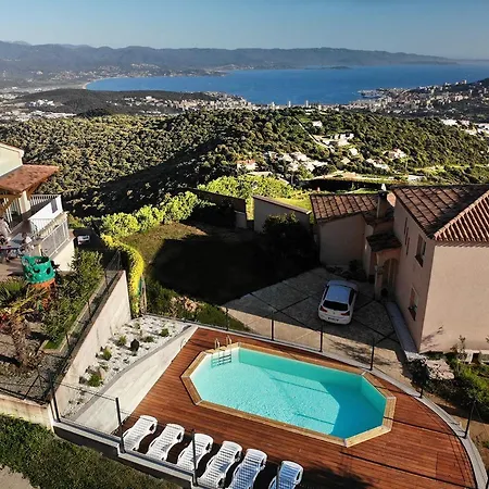 בית נופש Sassone, Piscine, Jacuzzi Et Vue Panoramique Sur Ajaccio *