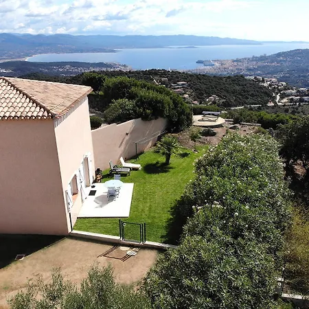 בית נופש Sassone, Piscine, Jacuzzi Et Vue Panoramique Sur Ajaccio Alata