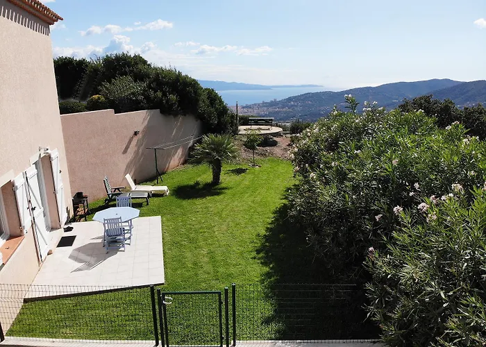 Sassone, Piscine, Jacuzzi Et Vue Panoramique Sur Ajaccio