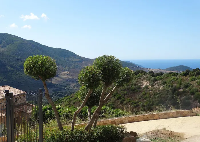 Sassone, Piscine, Jacuzzi Et Vue Panoramique Sur Ajaccio Alata