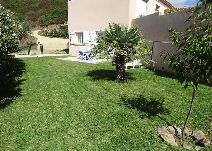 Sassone, Piscine, Jacuzzi Et Vue Panoramique Sur Ajaccio Feriehus