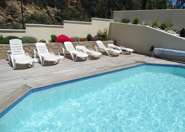 Sassone, Piscine, Jacuzzi Et Vue Panoramique Sur Ajaccio * Alata