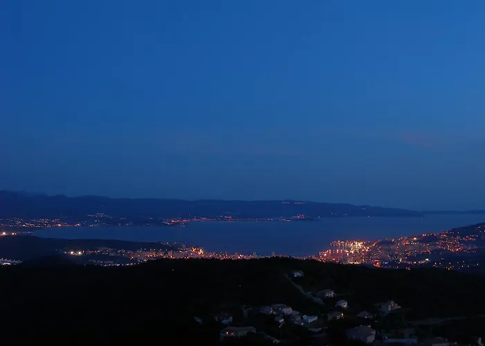 Sassone, Piscine, Jacuzzi Et Vue Panoramique Sur Ajaccio