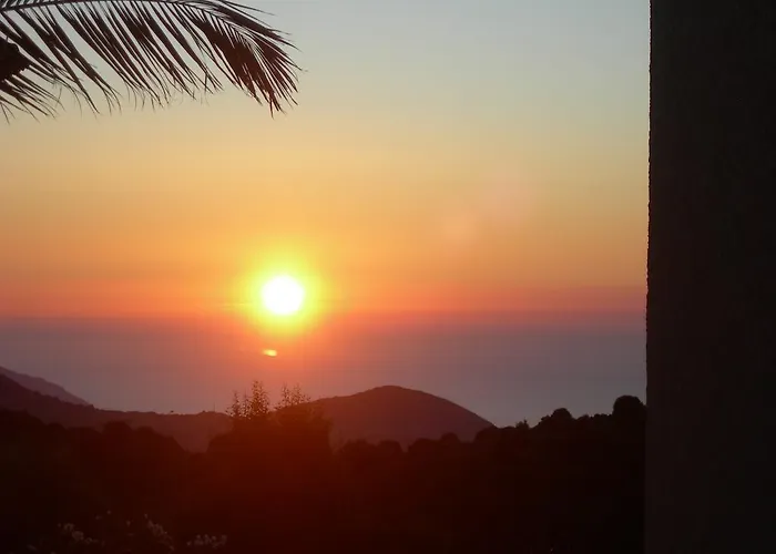 Sassone, Piscine, Jacuzzi Et Vue Panoramique Sur Ajaccio